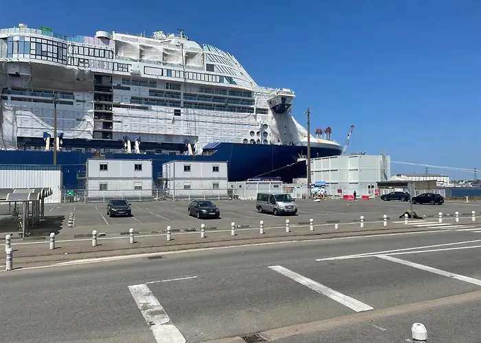 Récent, Entièrement équipé, Proche Chantiers Et Airbus *